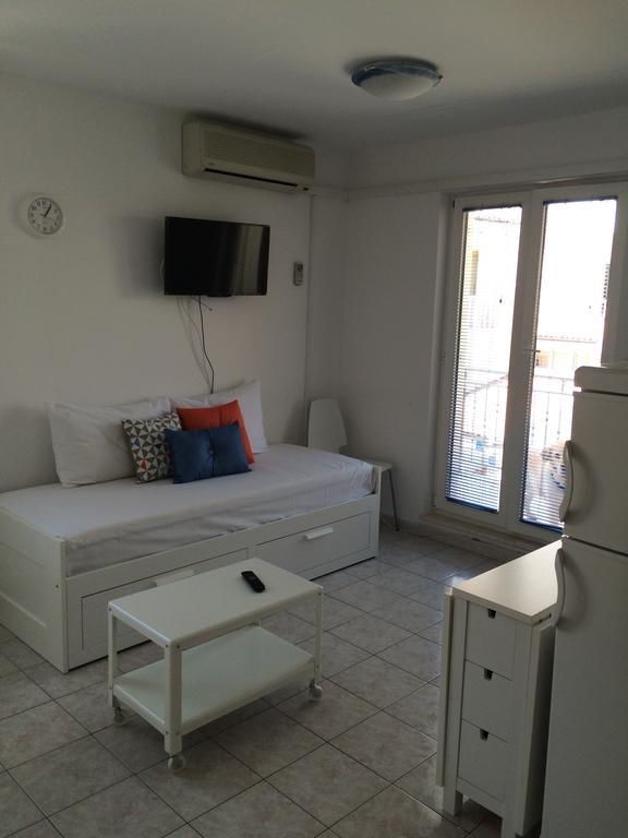 Apartmani Bosiljevac Duće Værelse billede
